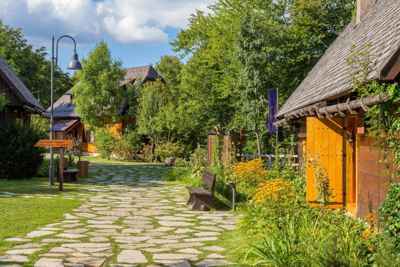 Fenomen Plitvice Resort พลิตวิชกา เยเซรา ภายนอก รูปภาพ