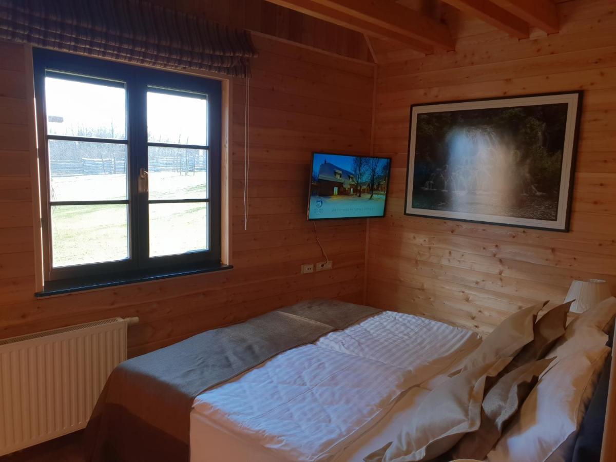 Fenomen Plitvice Resort พลิตวิชกา เยเซรา ห้อง รูปภาพ
