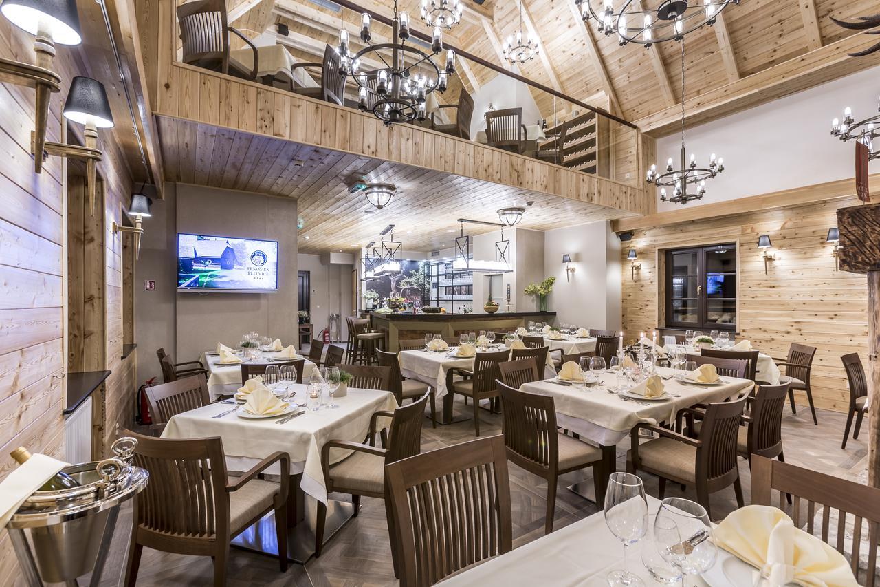 Fenomen Plitvice Resort พลิตวิชกา เยเซรา ภายนอก รูปภาพ